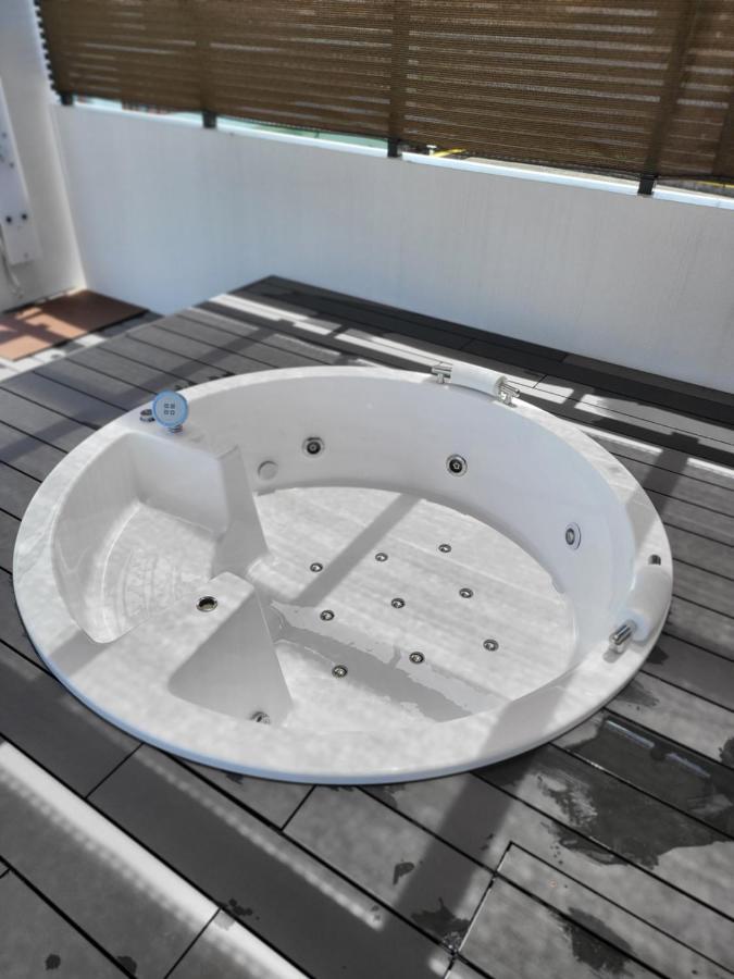 3ベッド3バス ヴィラアパラギ宮古島 Miyakojima  Exterior photo